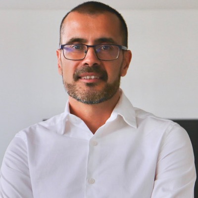 Photograph of Juanjo Mena